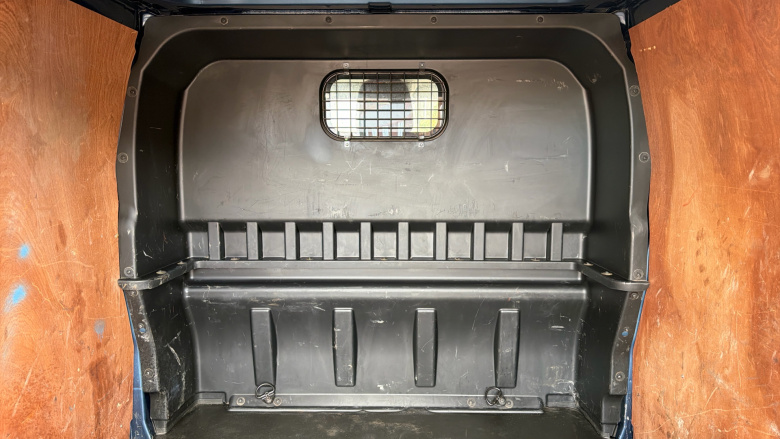 Ford Transit Custom 300 L2 Diesel Fwd 2.0 EcoBlue 130ps Low Roof D/Cab Limited Van